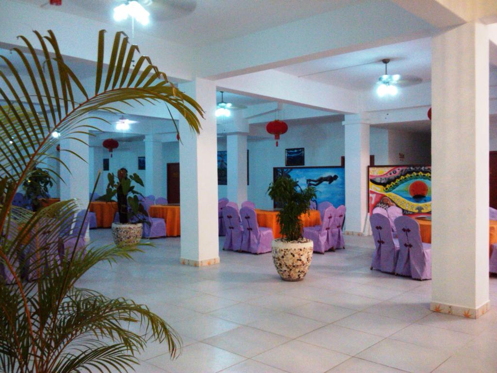 Airlines Business Hotel Порт-Віла Екстер'єр фото